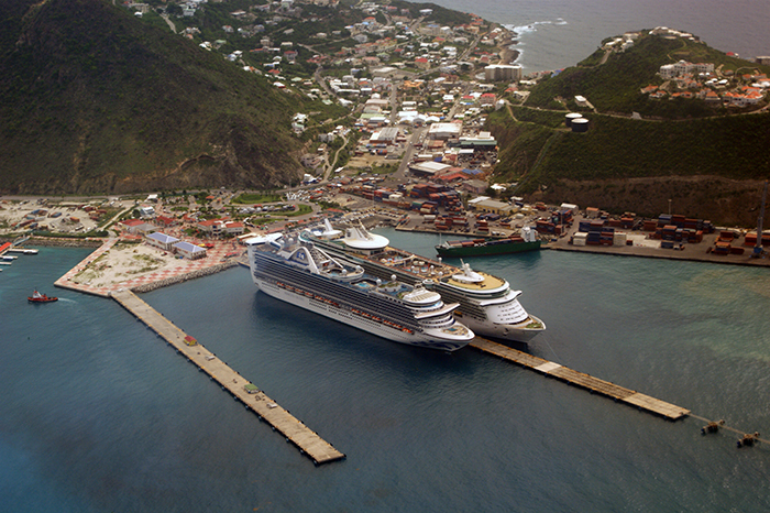 Sint Maarten Flughafen - Flüge (NL/F/UK)