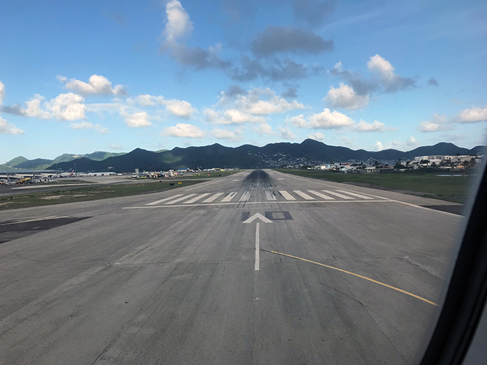 Sint Maarten Flughafen - Flüge (NL/F/UK)