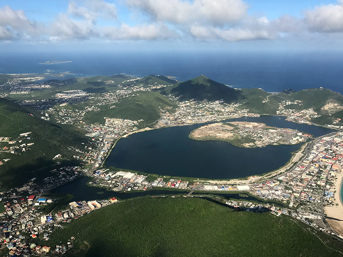 Sint Maarten Flughafen - Flüge (NL/F/UK)